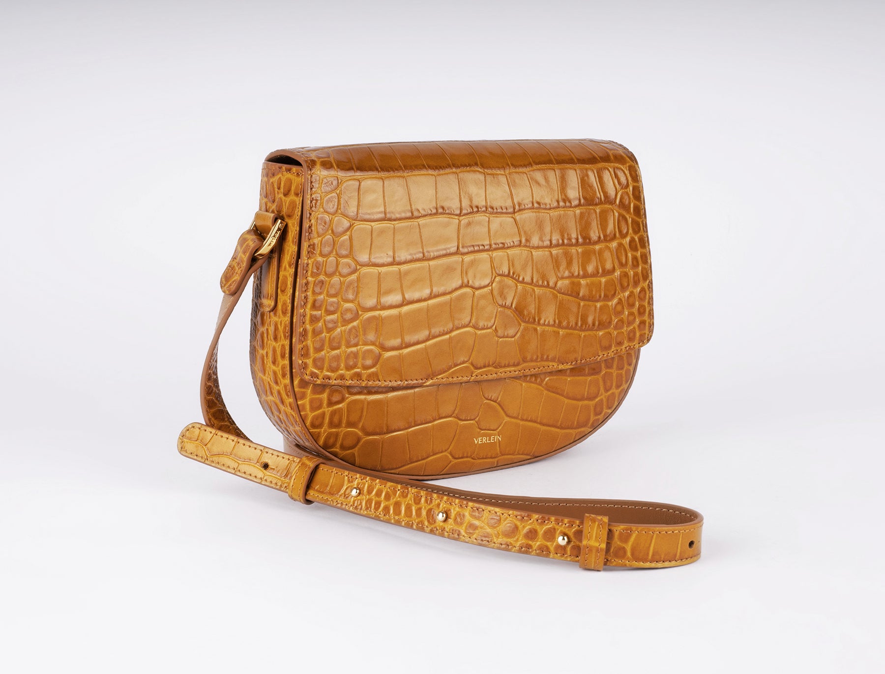 Ana Cinch Crossbody Bag in Cappuccino